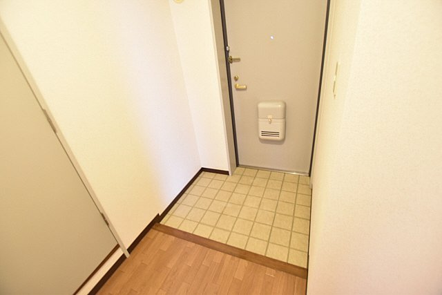 プリモディーネ高石の玄関|ゆったりとした玄関です