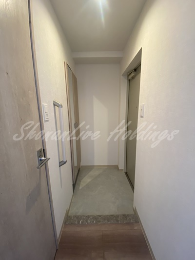 ラフィシア関内の玄関|収納充実の玄関♪