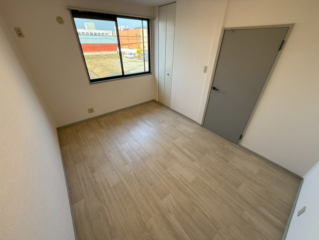 ハイツげんの洋室