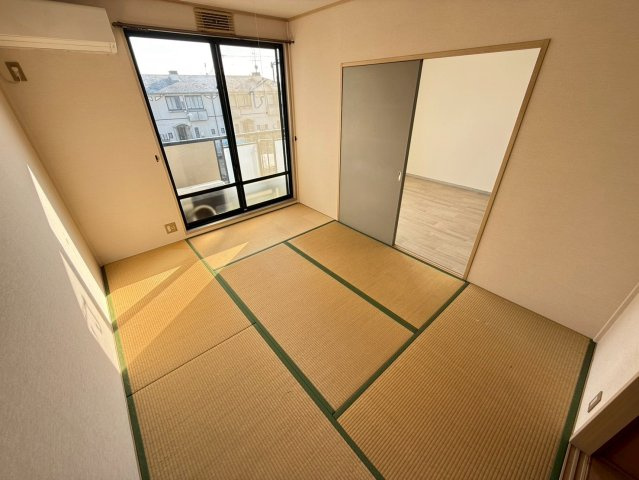 ハイツげんの和室