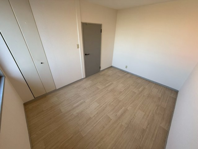 ハイツげんの洋室