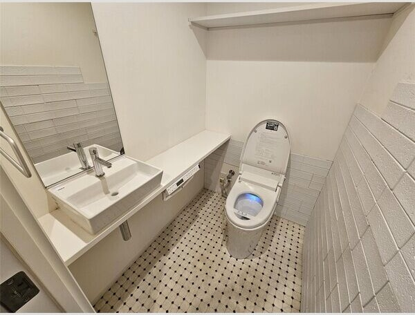 朝日プラザ心斎橋北のトイレ