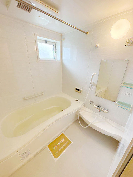 葛城市柿本のアパートの浴室