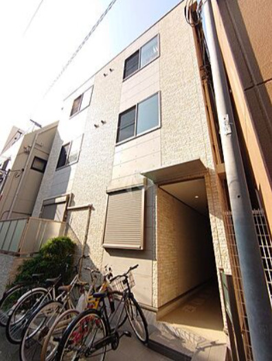 スクエアコートの外観