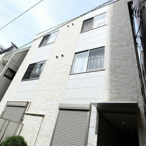 スクエアコートの外観