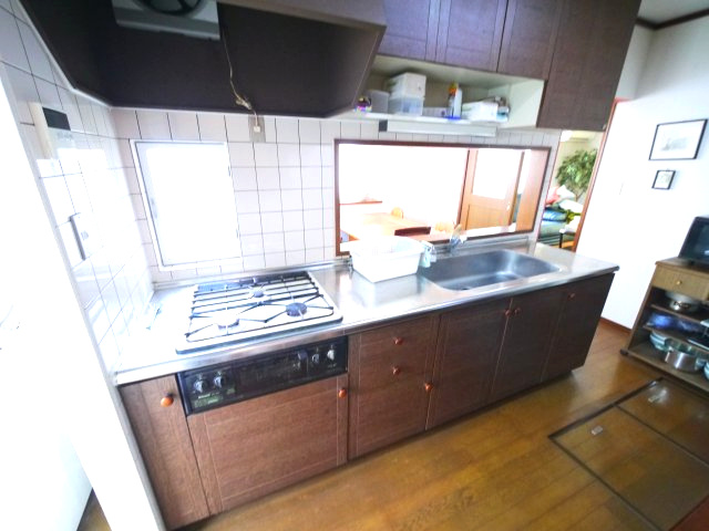 茂原市緑ヶ丘1　中古戸建のキッチン|4LDK 緑ヶ丘分譲地内 公南道路 スーパーせんどう徒歩約5分 都市ガス上下水