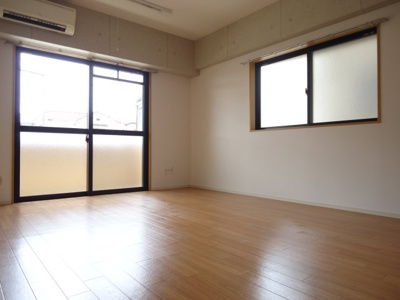 【居間・リビング】 | ライオネス手城 | 洋室11帖