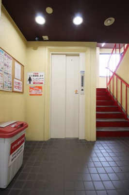 【エントランス】 | クレインファースト
