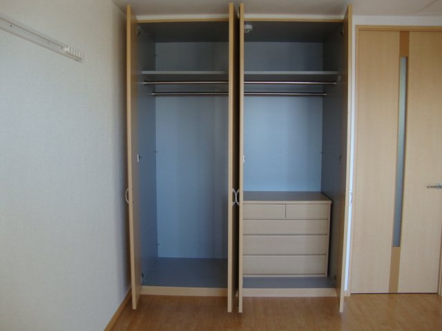 グリーングラス弐番館の収納|収納（イメージ）