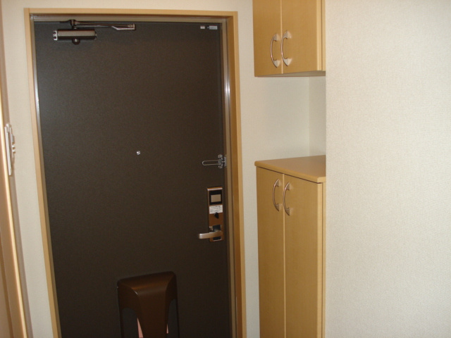 グリーングラス弐番館の玄関|玄関