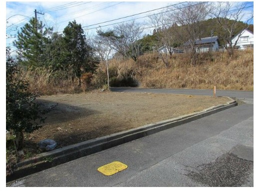 高岡郡日高村本郷　新築一戸建てのその他|土地を広げたい方は西隣の77.28坪の土地も売却可能です