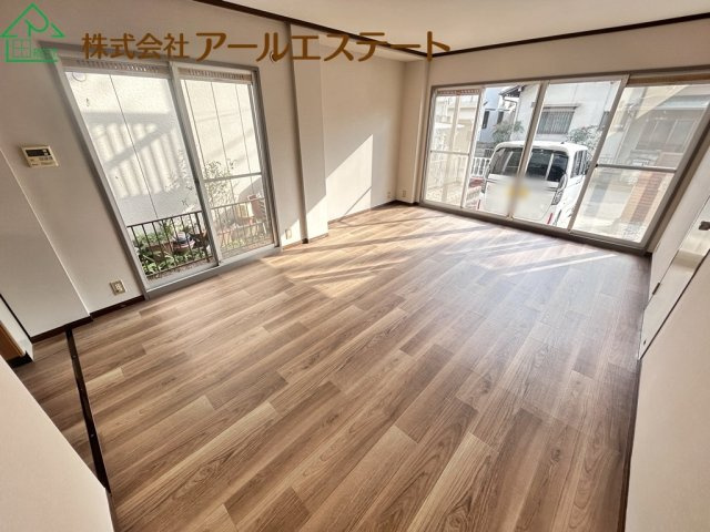 高砂市米田町米田　　中古戸建の居間・リビング