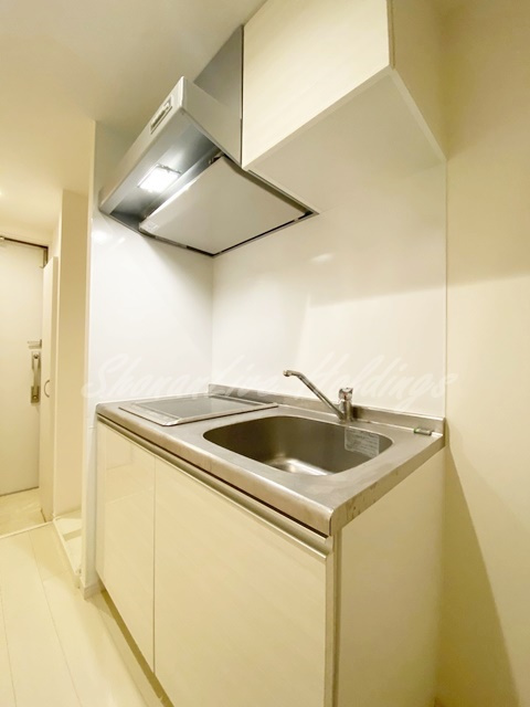 藤沢市本町１丁目のアパートのキッチン