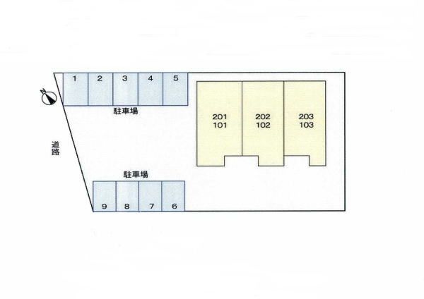 ピュアハイム　Ⅰの駐車場