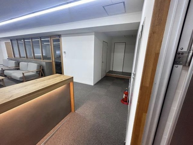 assess 大手通ビルの内装