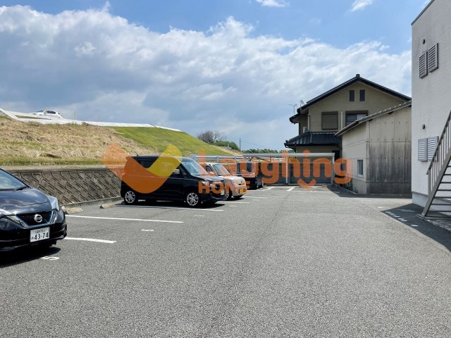 シャンドゥ・フルールの駐車場|駐車場です