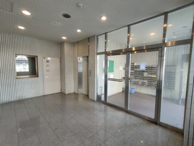 ラフィーヌ立石のロビー