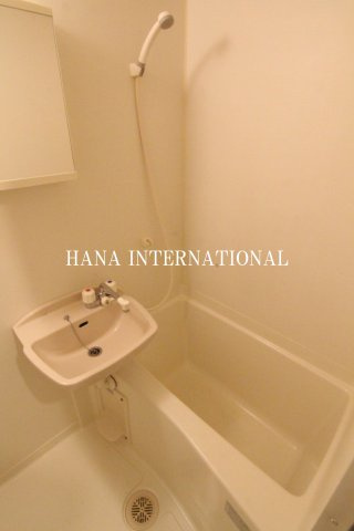 レジディア南行徳の浴室