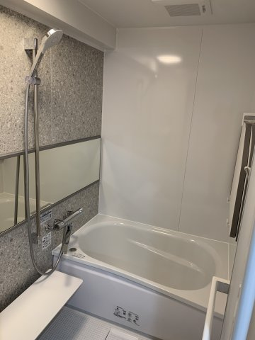 メゾンドール朝霧の浴室