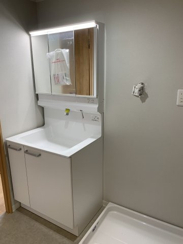 メゾンドール朝霧の独立洗面台