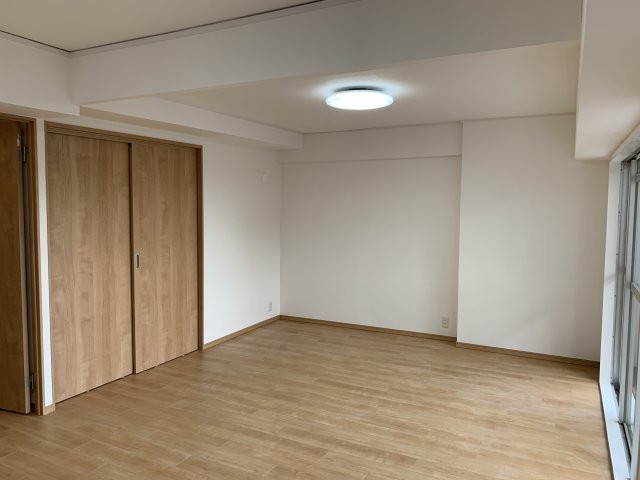 メゾンドール朝霧の居間・リビング