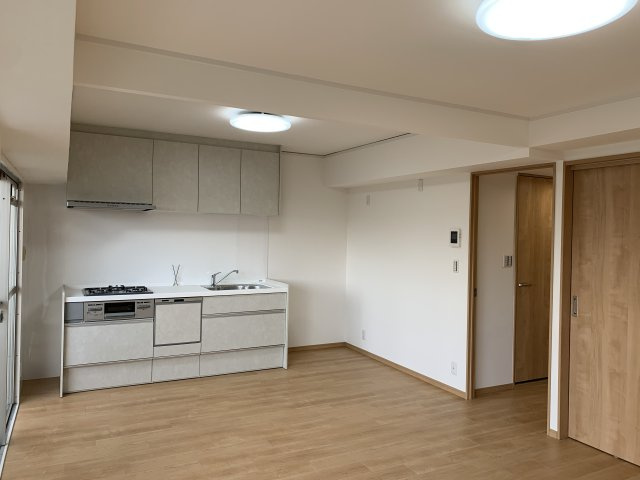 メゾンドール朝霧の居間・リビング