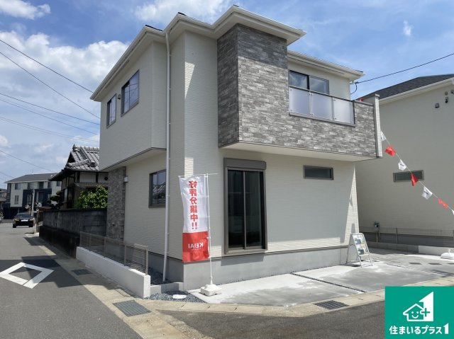 ★29(土)30(日)現地見学可能！★京都市伏見区羽束師古川町　第1期　新築一戸建ての外観|安心の10年保証！外観を美しく保ち、雨水で汚れを落とします！気になることがありましたら、お気軽にお問い合わせください！