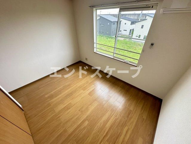 ウエストヴィレッジの洋室|高崎、前橋のお部屋探しはエンドスケープまで！お客様の理想お聞かせ下さい♪