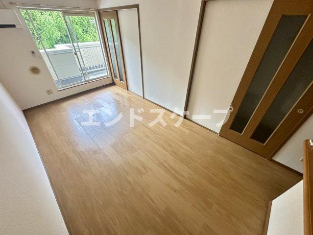 ウエストヴィレッジの居間・リビング|高崎、前橋のお部屋探しはエンドスケープまで！お客様の理想お聞かせ下さい♪