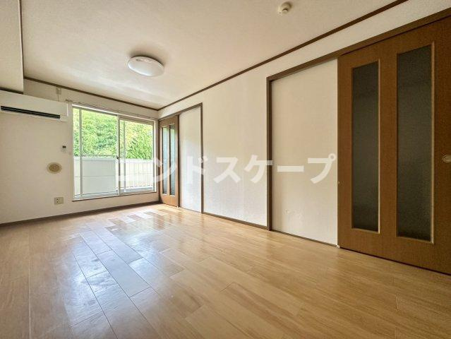 ウエストヴィレッジの居間・リビング|高崎、前橋のお部屋探しはエンドスケープまで！お客様の理想お聞かせ下さい♪