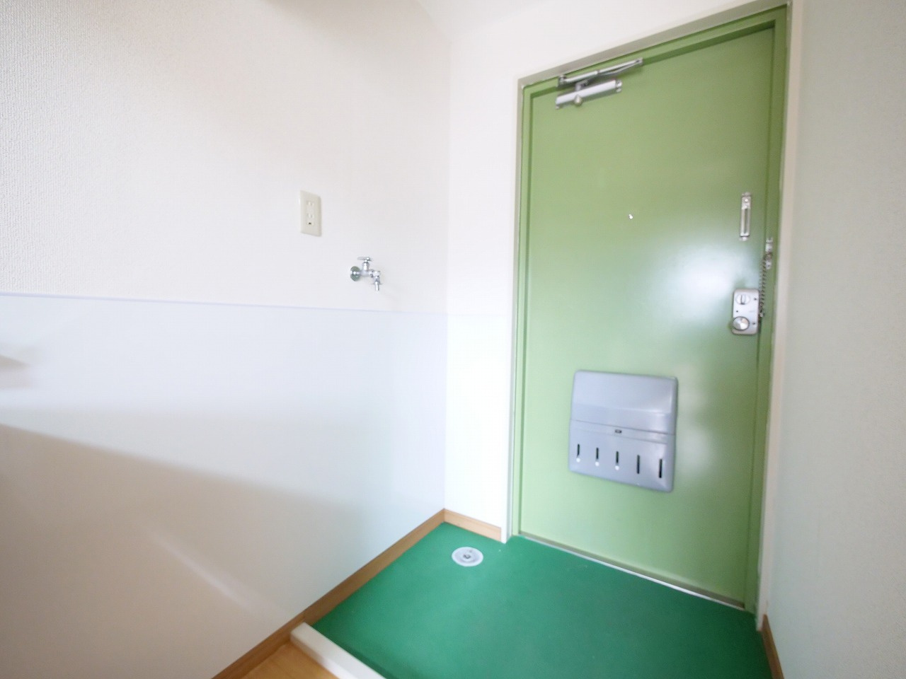 あるふぁⅡの玄関|※写真は別の部屋のものです。