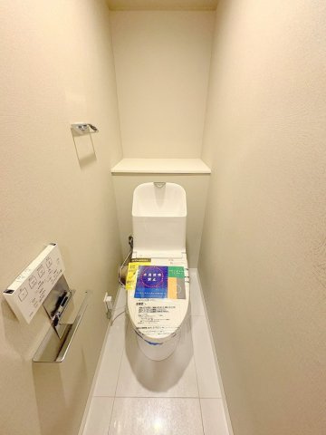 三郷アーバンハイツのトイレ|新品交換済みのトイレです