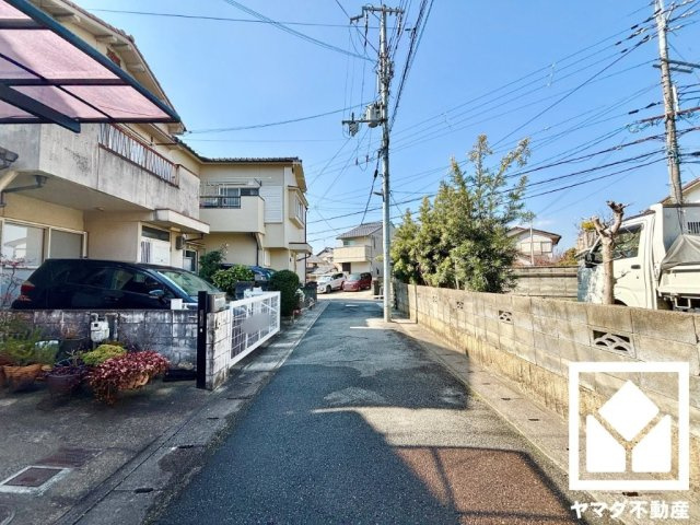 伏見区久我石原町の前面道路含む現地写真