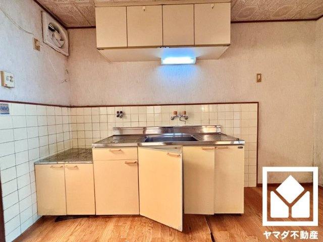 伏見区久我石原町のキッチン
