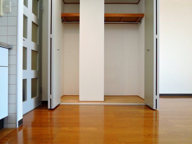 高槻クリスタルビルの収納