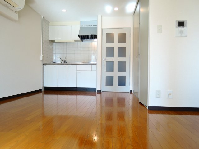 高槻クリスタルビルの内装