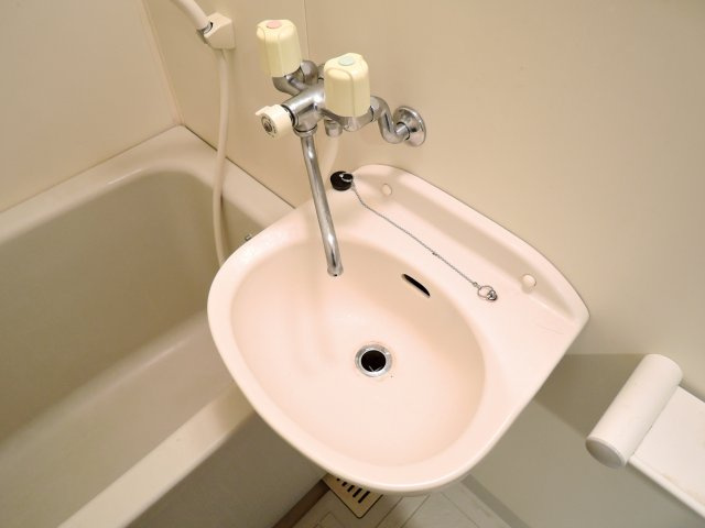 高槻クリスタルビルの洗面所