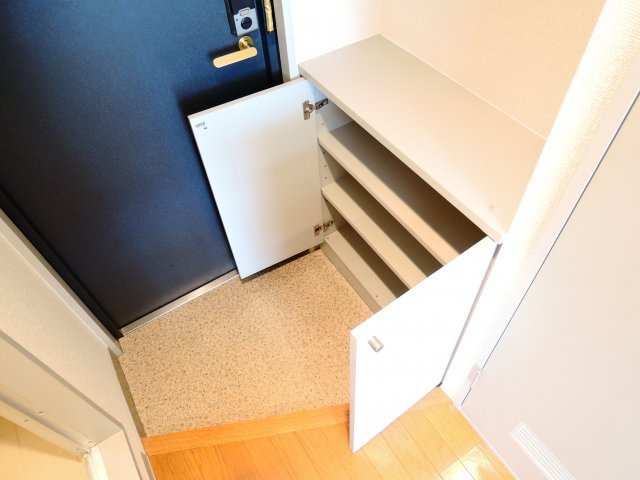 高槻クリスタルビルの収納