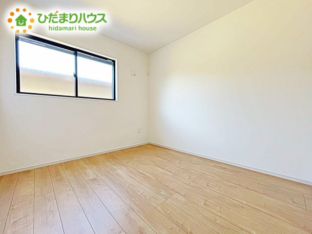 【洋室】 | 水戸市見和1期　新築戸建 | ご家族様一人ひとりの大切なプライベート空間。シンプルなデザインなので、趣味・感性で個性的に飾ることができます♪