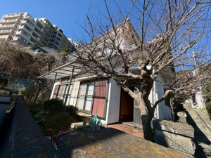 坂本町１丁目貸家の画像