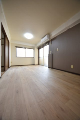 【居間・リビング】 | サンビルダー三宮東