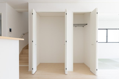 【収納】 | 鈴鹿市桜島町7丁目《5号棟》