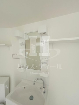 【洗面所】 | Y's Court Akabane | 洗面スペース