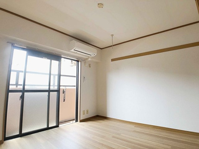 【居間・リビング】 | ホーメスト北原T・M【名古屋市賃貸・独立洗面台】