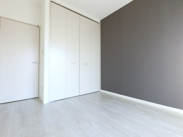 カムフォート登戸Ⅲの洋室