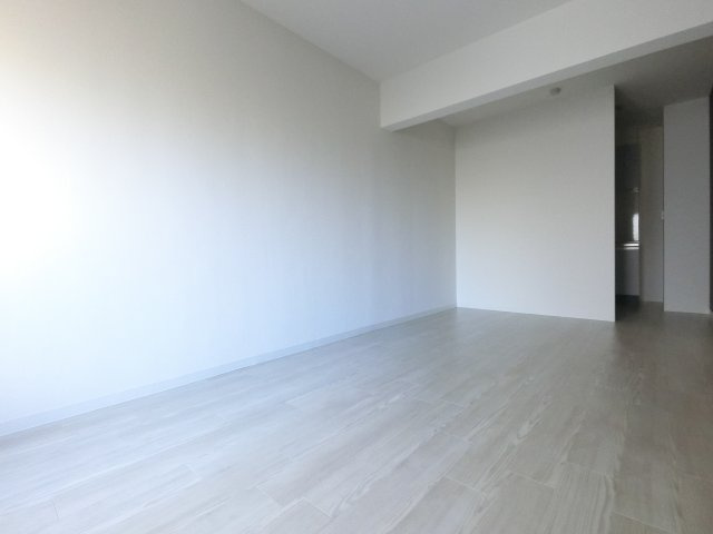 カムフォート登戸Ⅲの居間・リビング