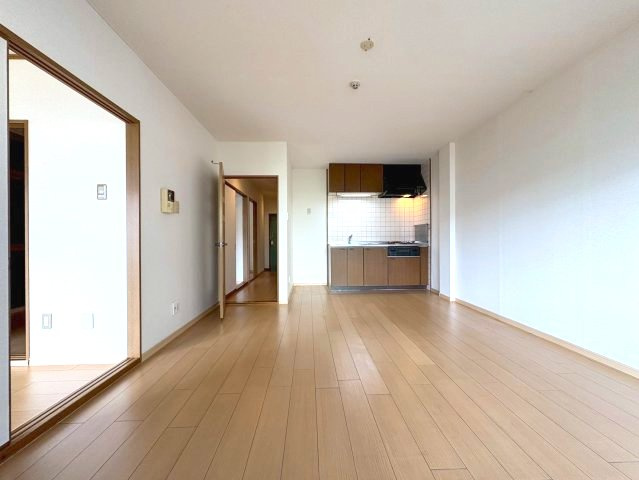 プレステージ三日市の居間・リビング