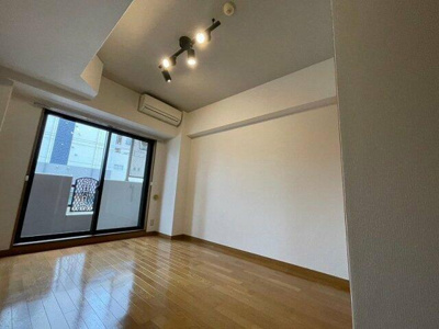 【居間・リビング】 | ロイヤルアメニティー巣鴨 |  