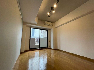 【居間・リビング】 | ロイヤルアメニティー巣鴨 |  