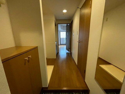 【玄関】 | ロイヤルアメニティー巣鴨 |  